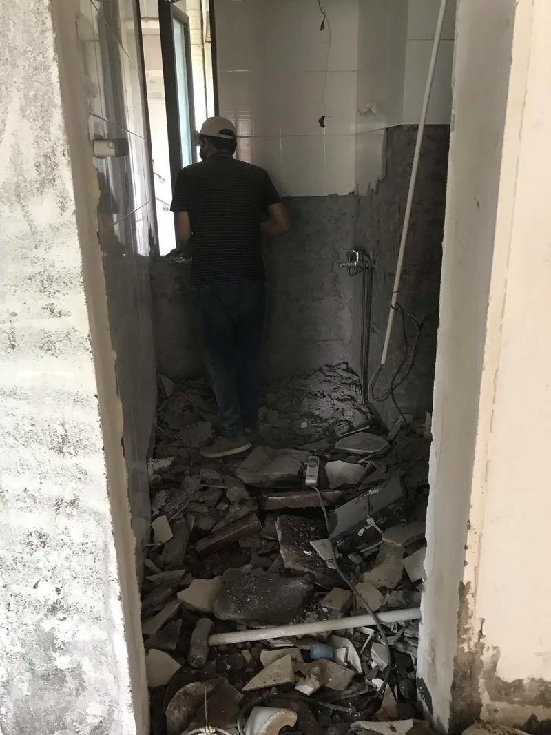 蘇州專業拆墻砸墻十建筑垃圾清運♂.承接室內外裝修拆除